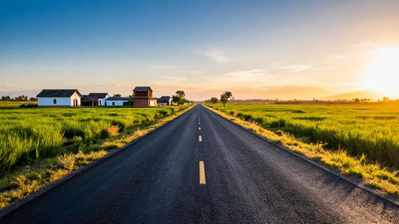 Paisaje mexicano brillante al atardecer, carretera nueva