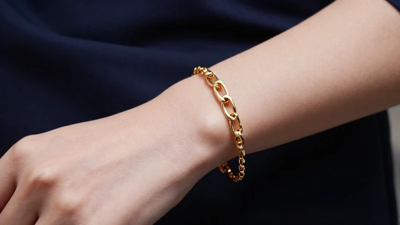 Pulsera italiana elegante, joyería lujosa en exhibición
