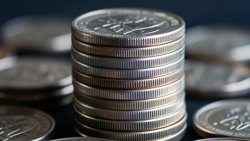 Monedas plateadas apiladas, luz cinematográfica impactante
