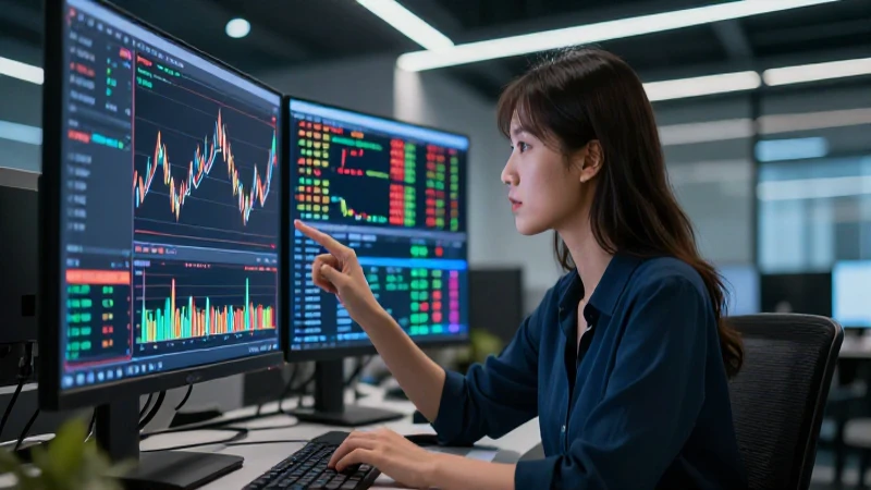 Mujer analiza finanzas en moderno entorno