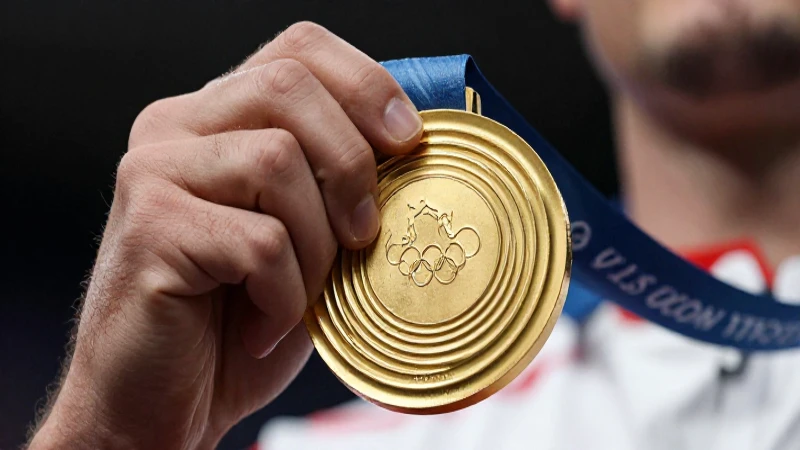 Medallas olímpicas: oro, imagen impactante y detalle