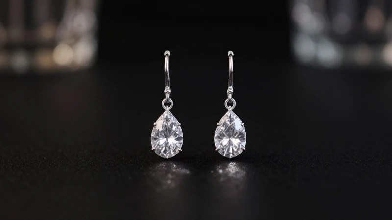 Joyas elegantes resalten en fotografía lujosa