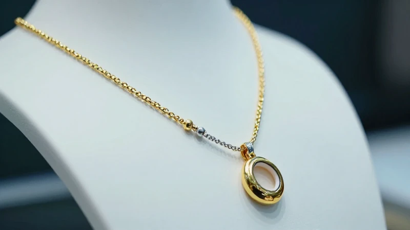 Joyas elegantes brillan con luz cinematográfica