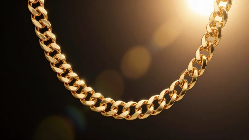 Cadena cubana dorada, luz cinematográfica elegante