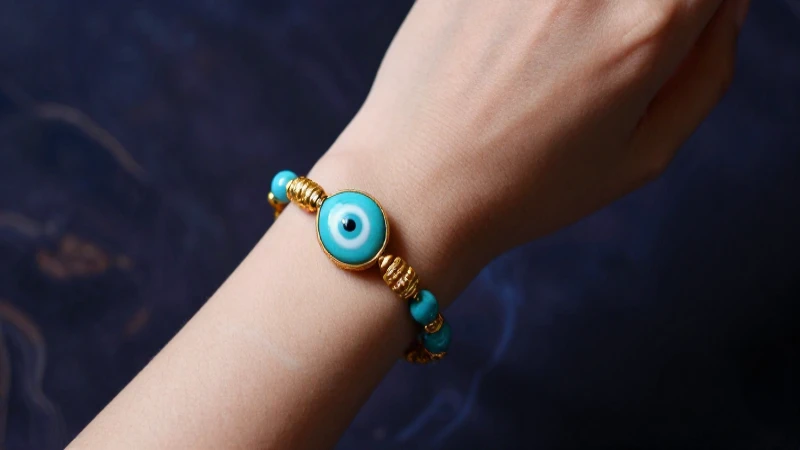 Pulsera de Ojo Turco: Protección y Buena Suerte en Tu Estilo 2 Pulsera turquesa protege con elegante diseño
