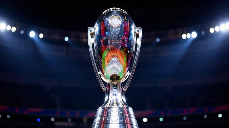 Trofeo de Liga MX: plata brillante y dramático