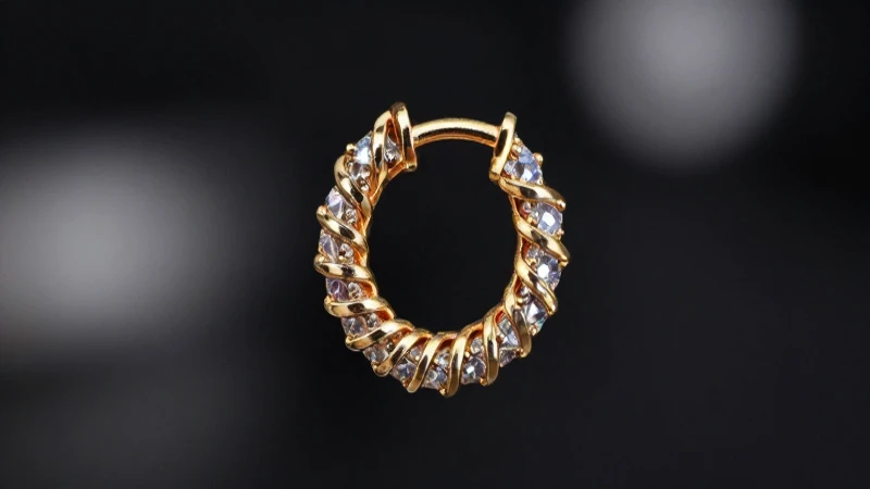 Arete dorado en el cartílago, fotografía dramática